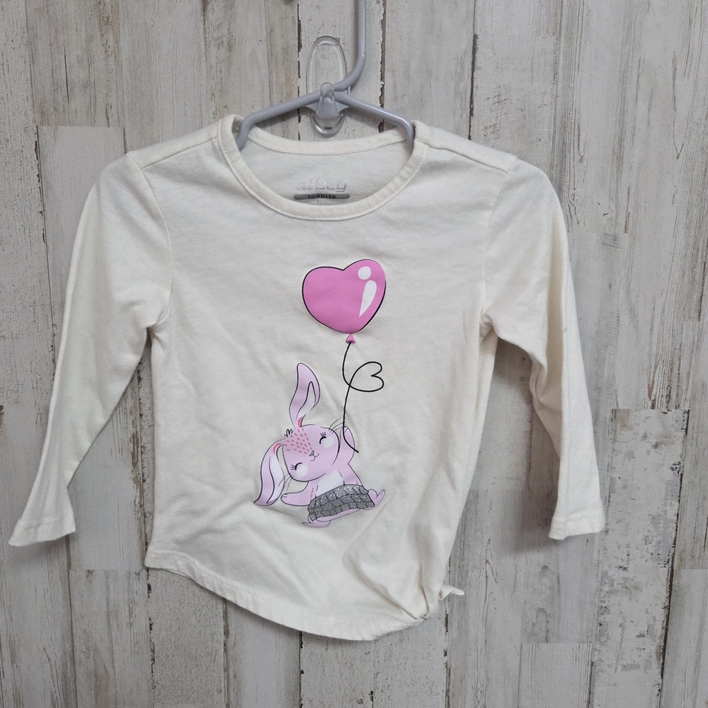 💝 Cream Bunny with Balloon Shirt